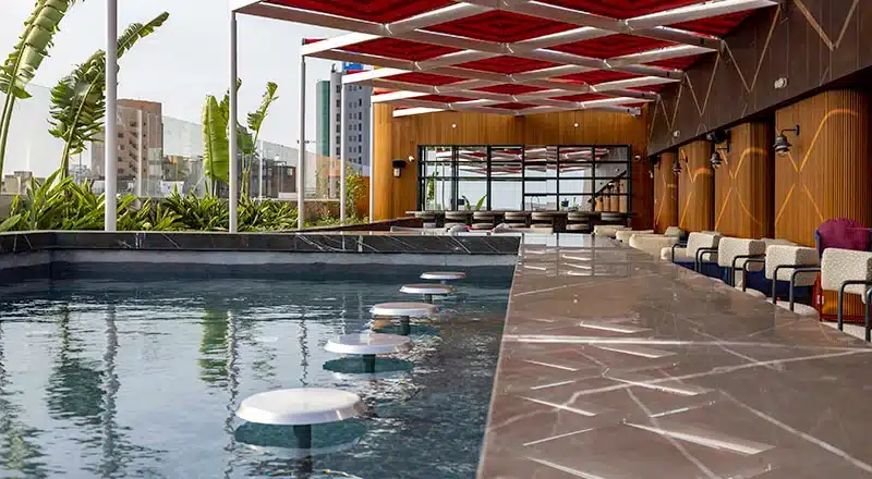 DoubleTree-by-Hilton-Lima-San-Isidro-Roof-Top-Piscina